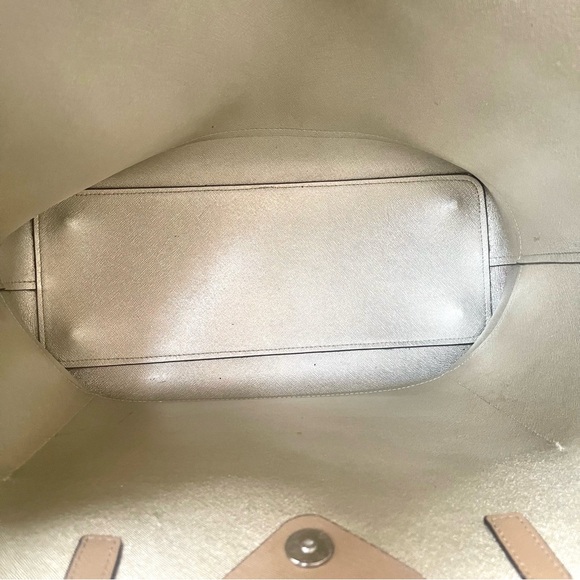 Henri Bendel Southstreet Carryall Large Saffiano Leather Tote & Shoulder Bag - Picture 4 of 14